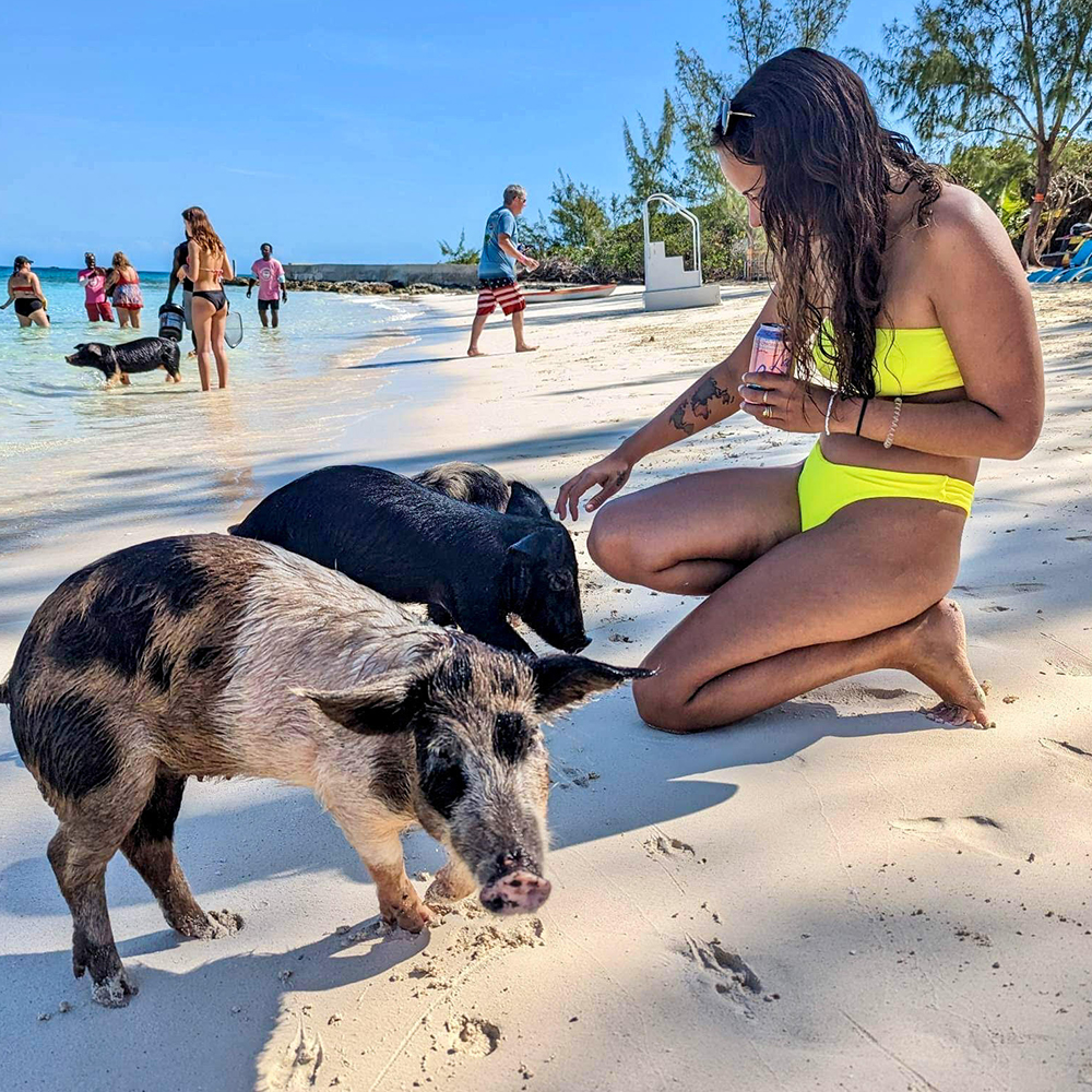 Bahamas yacht Charters luxury boat rentals, Nassau